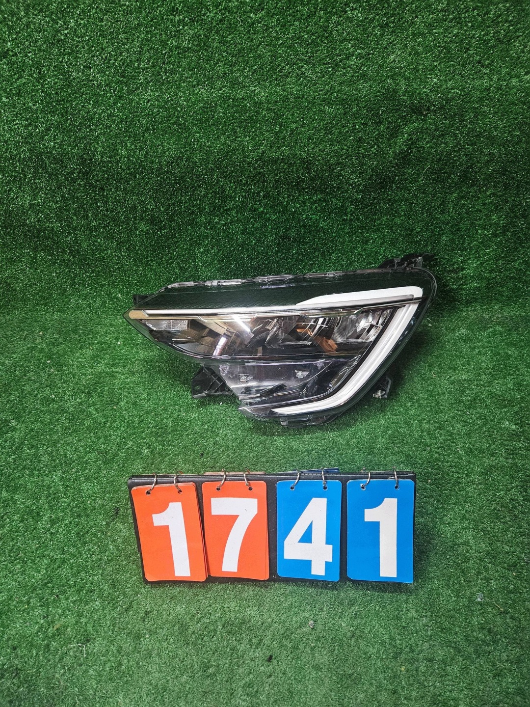 REFLEKTOR left front RENAULT ARKANA LIFT 23- MID LED NR.R1741