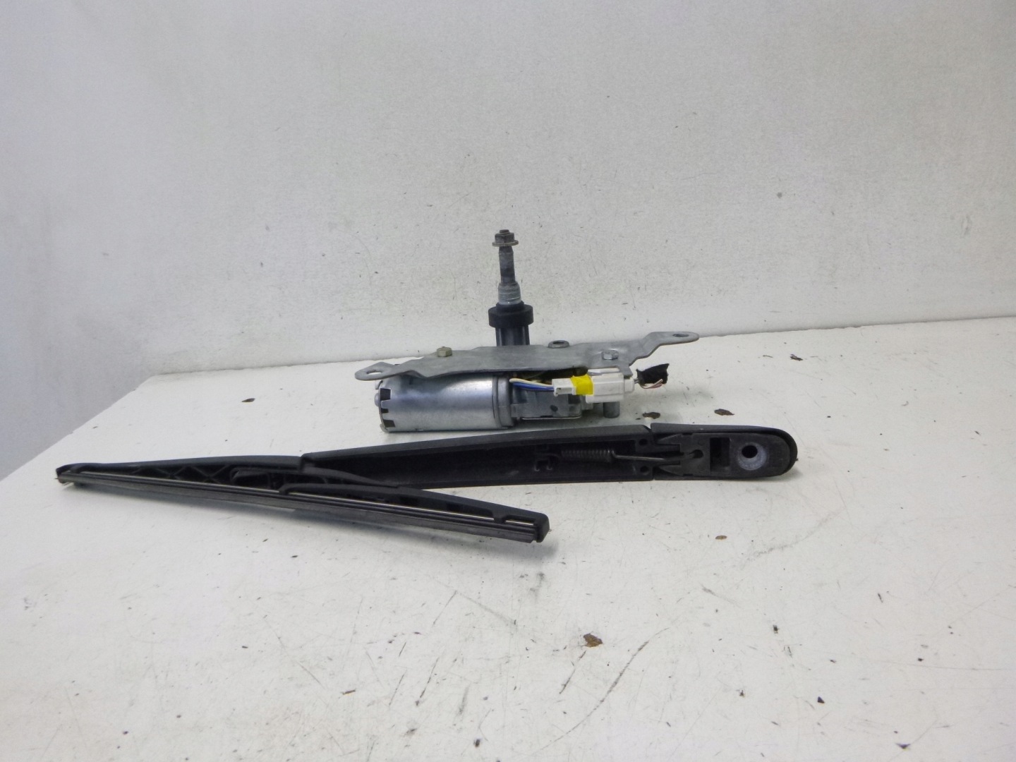 WISCHERGESTÄNGE + WISCHERARM HECK RENAULT CLIO II