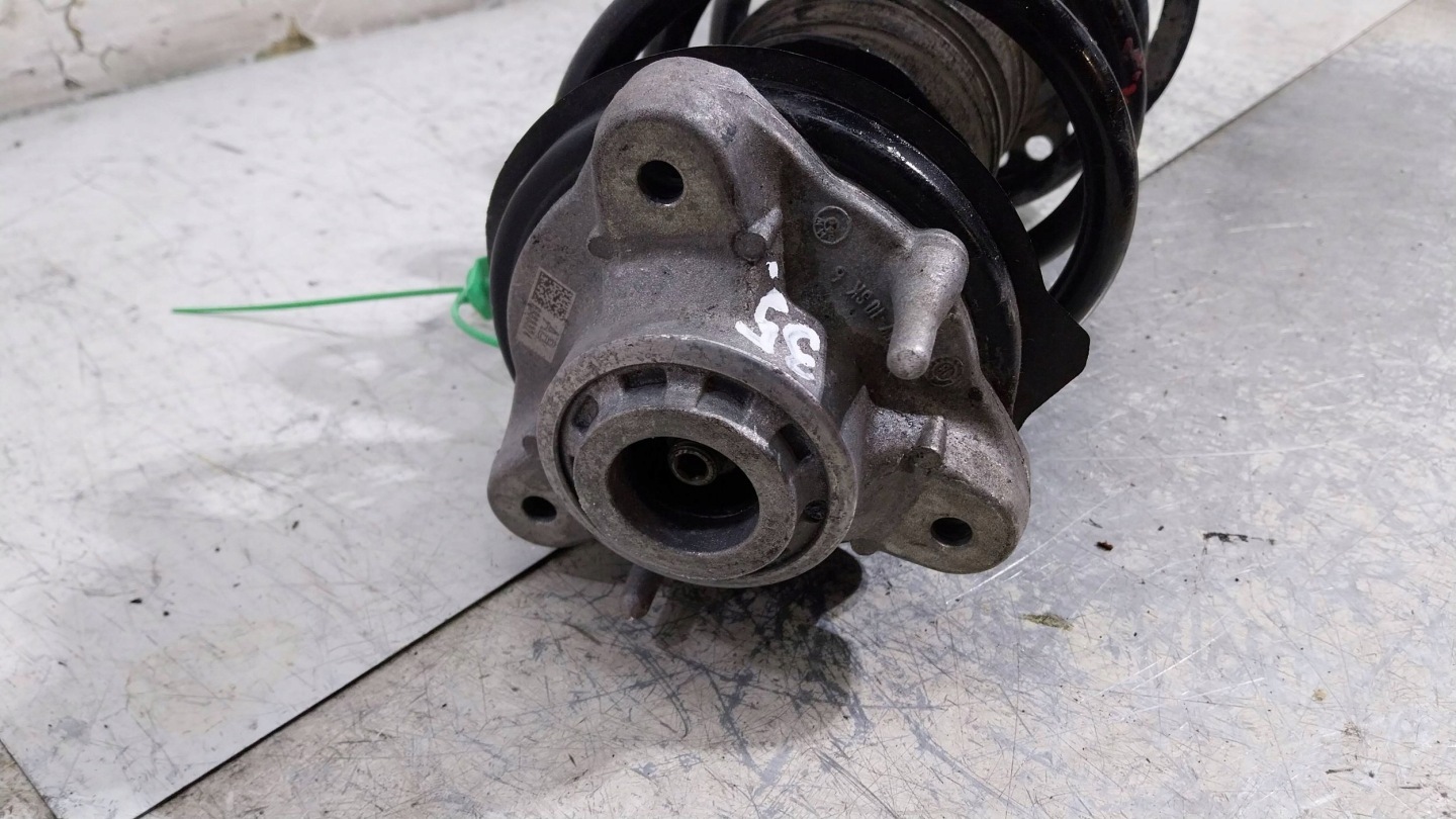 shock absorber left front 6890943 BMW G01 X3 G02 X4 XDRIVE