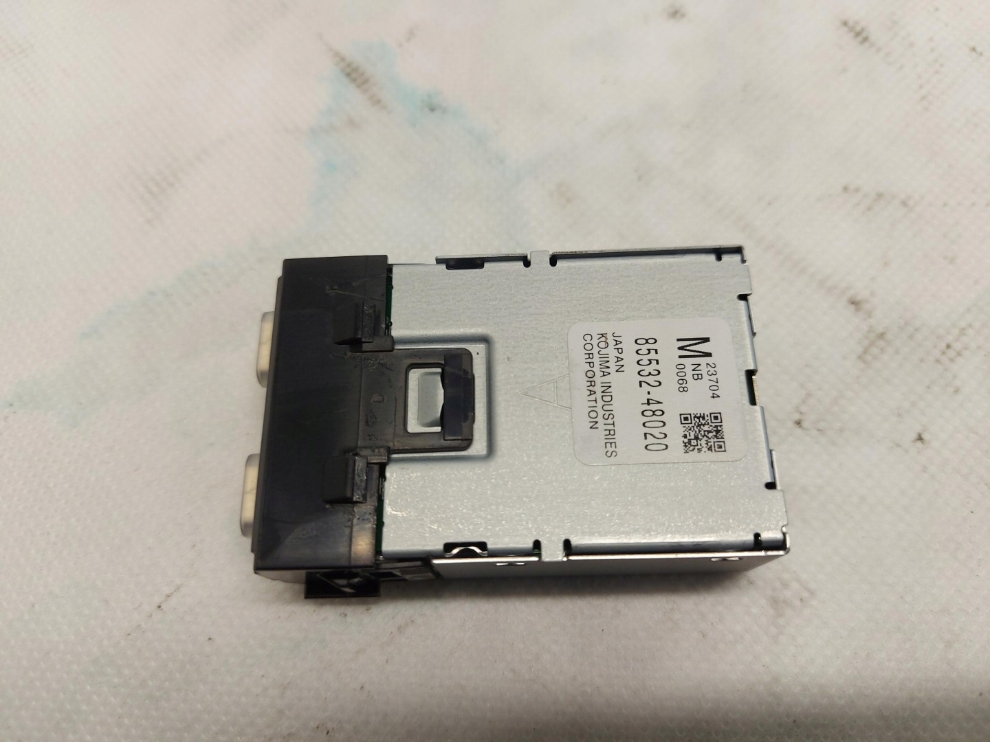 LEXUS RX500H V 5 2023- adapter USB 85532-48020