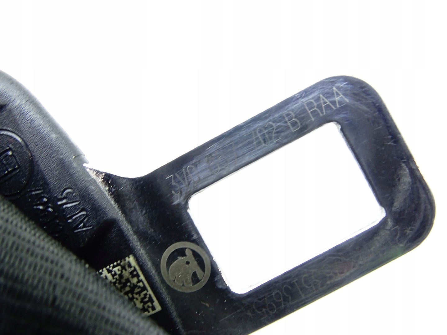 tension belt safety right front front SKODA SUPERB III 3V0857702B