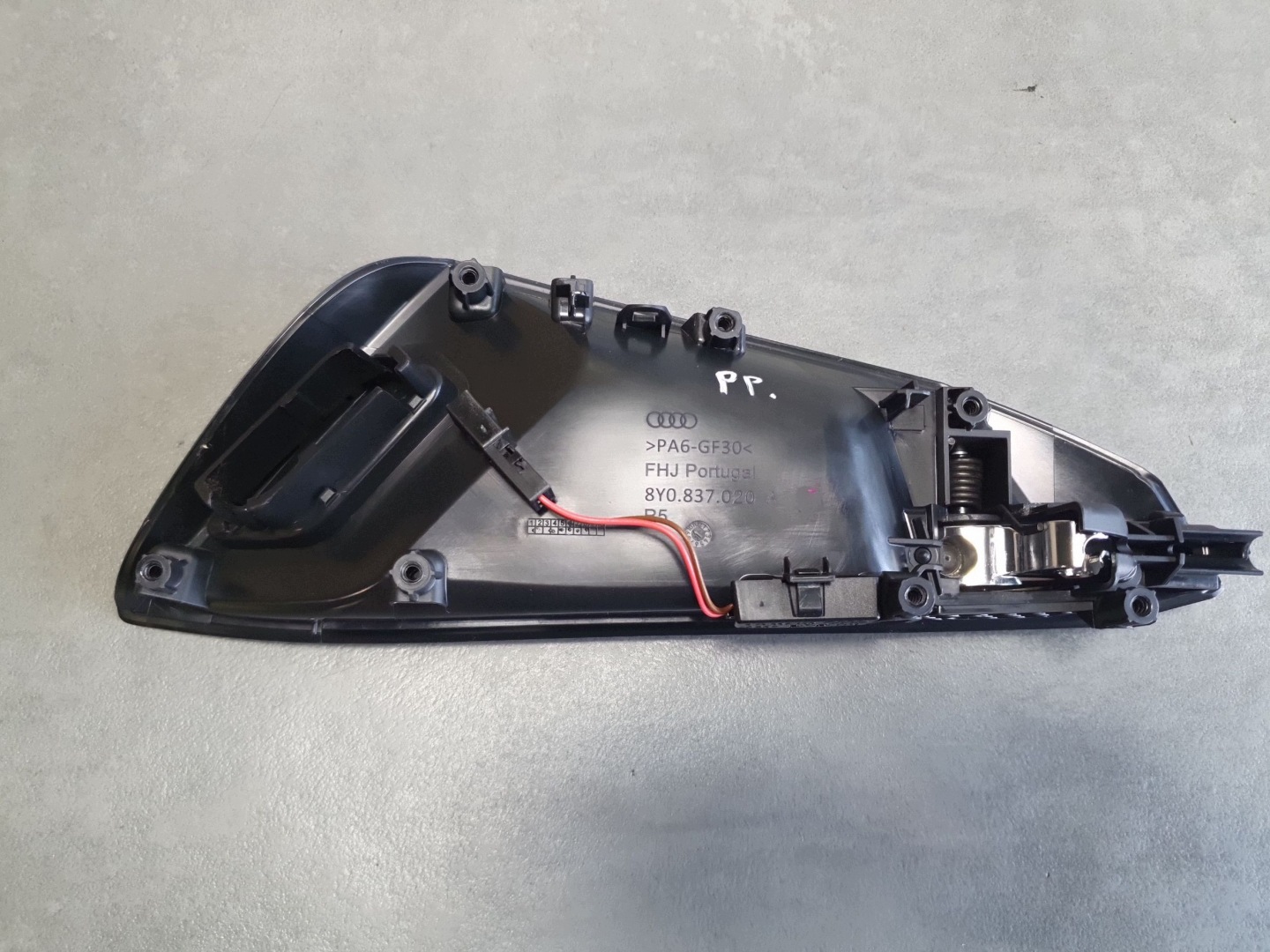 Audi A3 8Y handle inner right front 8Y0837020A
