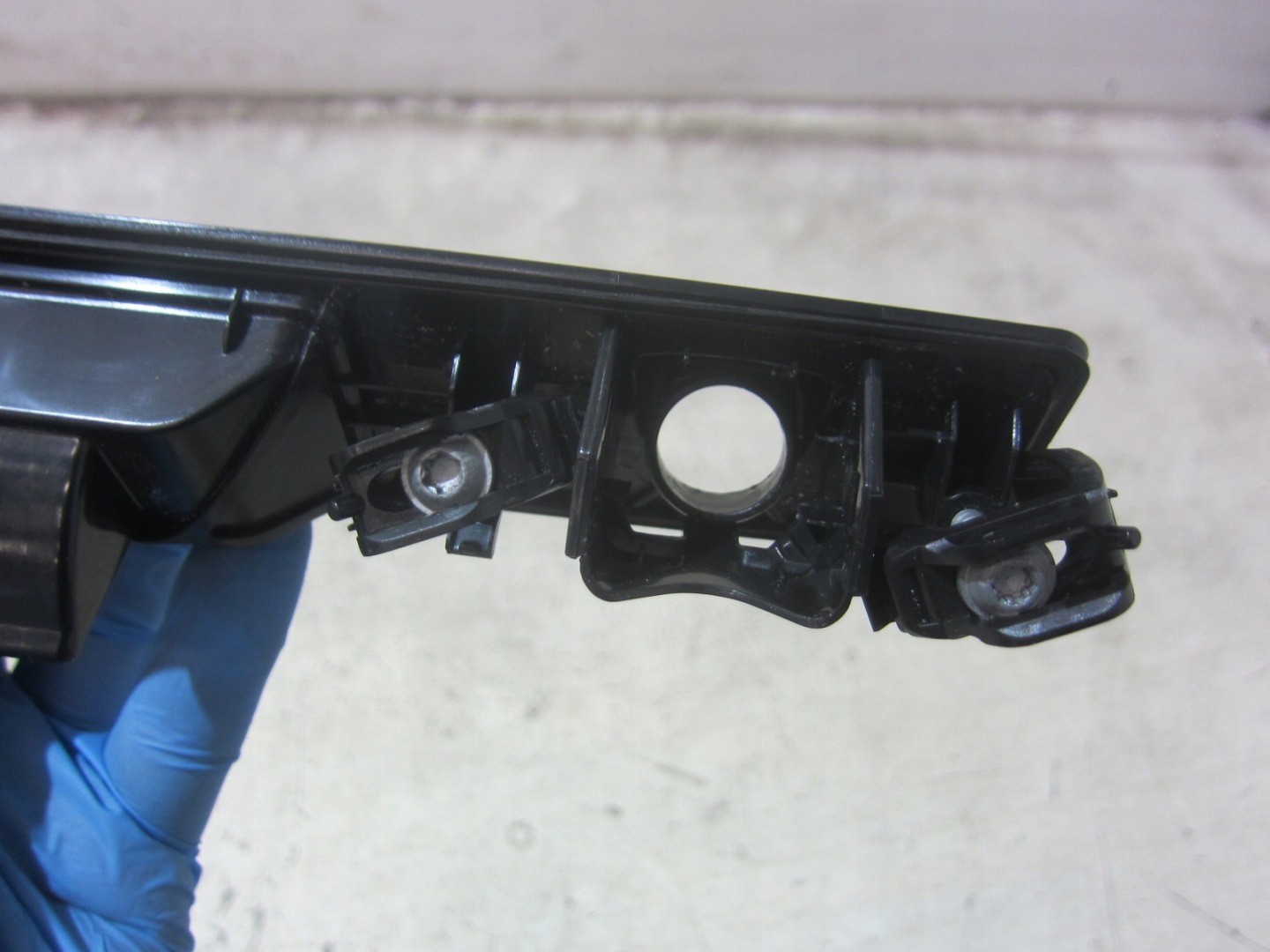 VOLVO XC60 II XC 60 handle button MIKROSTYK bonnet boot 31675535