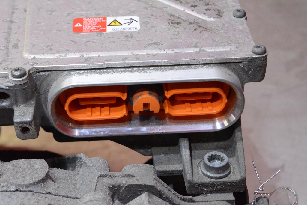 engine electrical rear 0EH903052B 0EH901098C VW ID.3 and 62Ah 204 KM 19-21