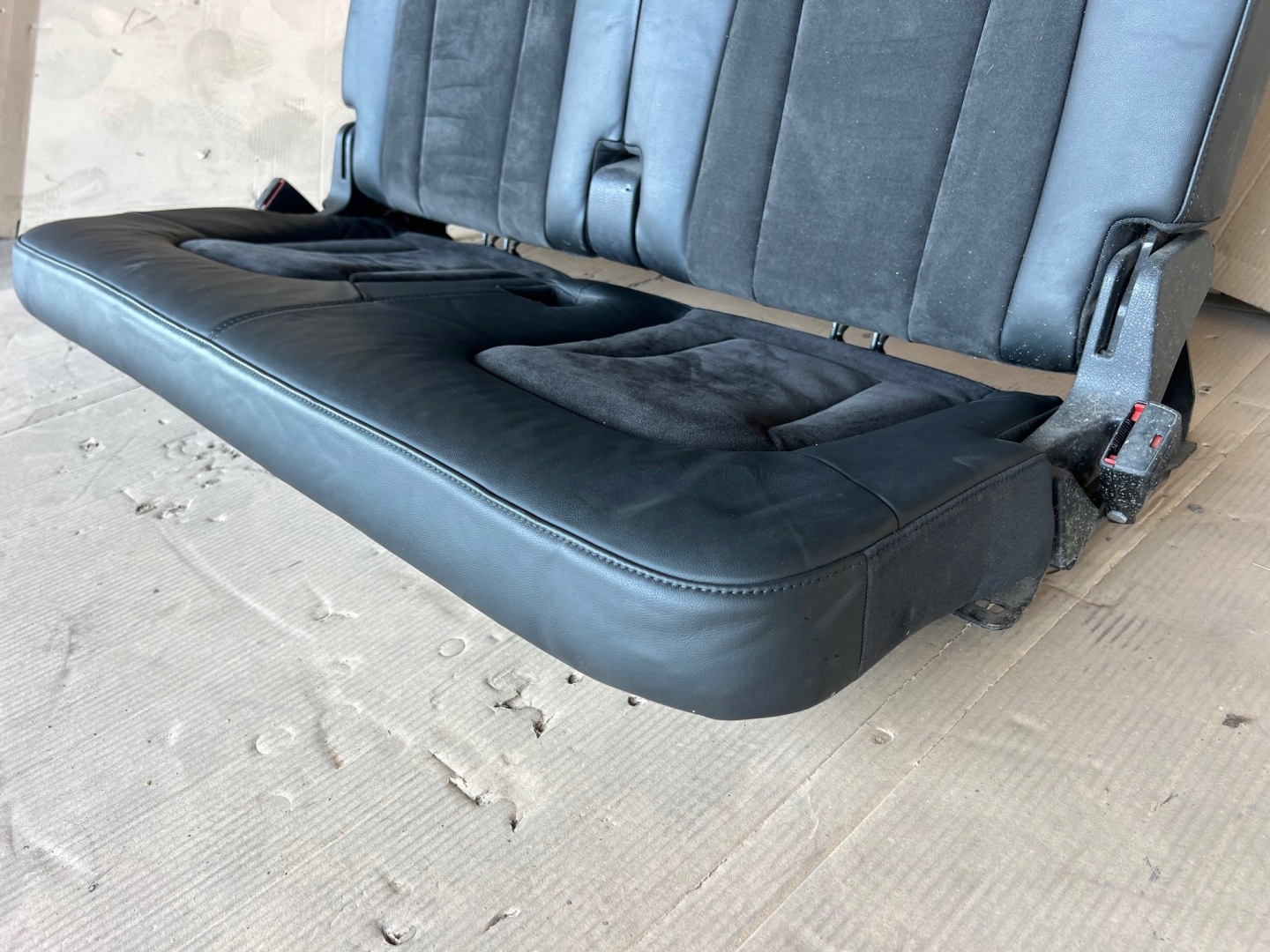 AUDI Q7 4L Sitz III 3 RZAD Halbleder