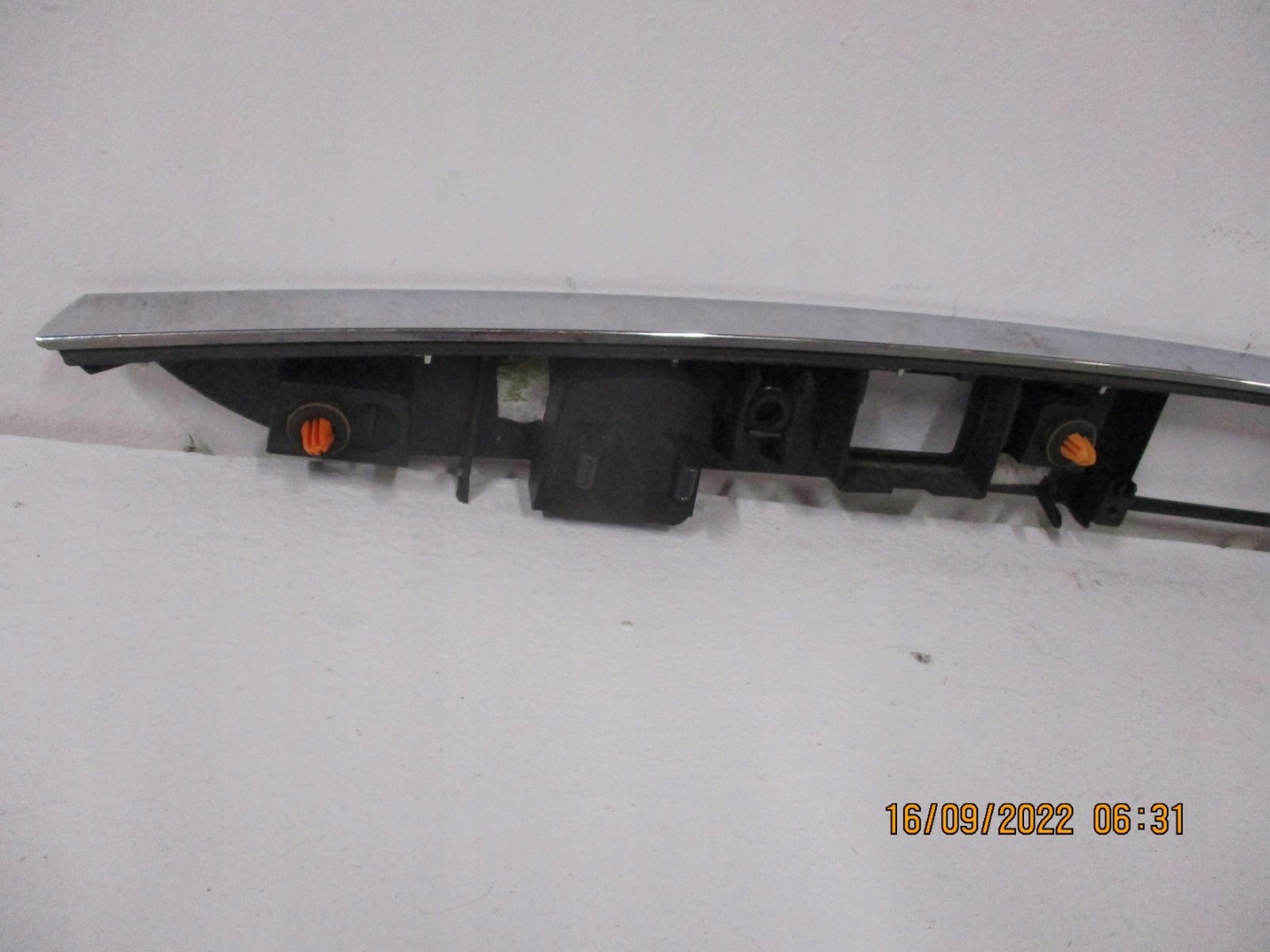 moulding boot MERCEDES 204 A2047400993