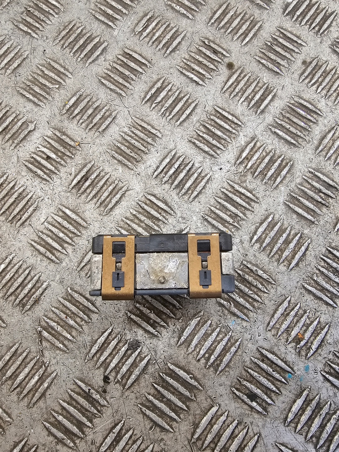 MERCEDES SPRINTER 907 910 RADAR SENSOR DISTRONIC A9079006004