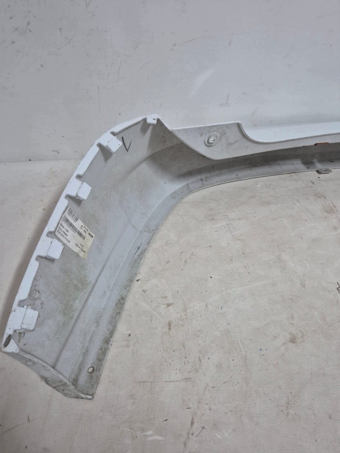 FORD TRANSIT COURIER e 1 MK1 14-23 Paraurti posteriore posteriore