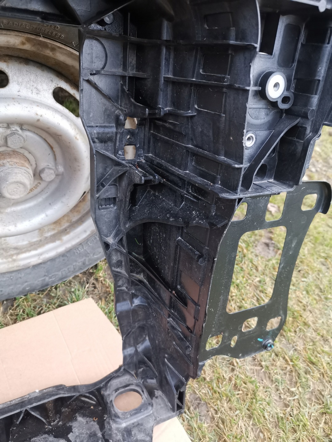 support panel for radiators pillar AUDI Q3 F3 83A 2018- TFSI