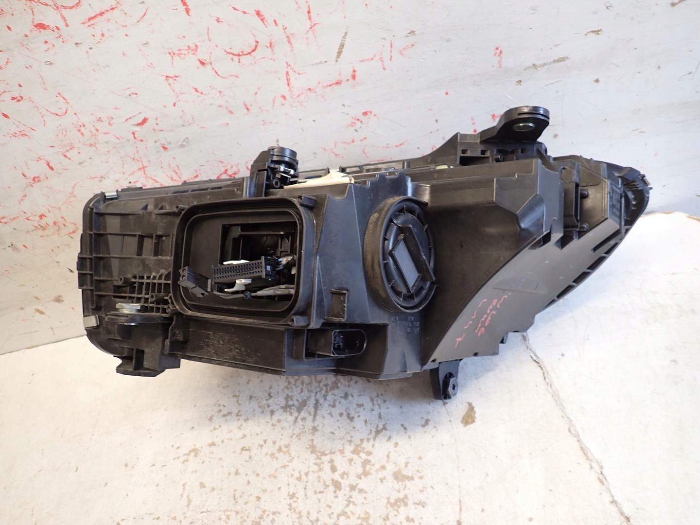 light front front right MERCEDES C-KLASA W206 2021- FULL LED A2069068204
