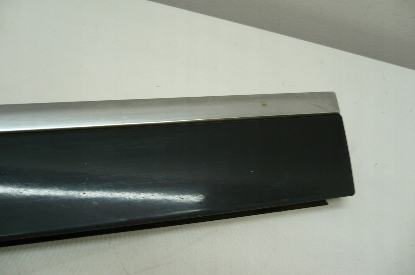 AUDI A6 C6 LIFT 08-11 moulding door right front CHROM
