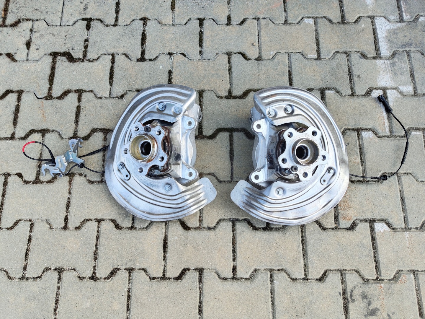BMW G20 G21 swing front left 6878611 X-DRIVE
