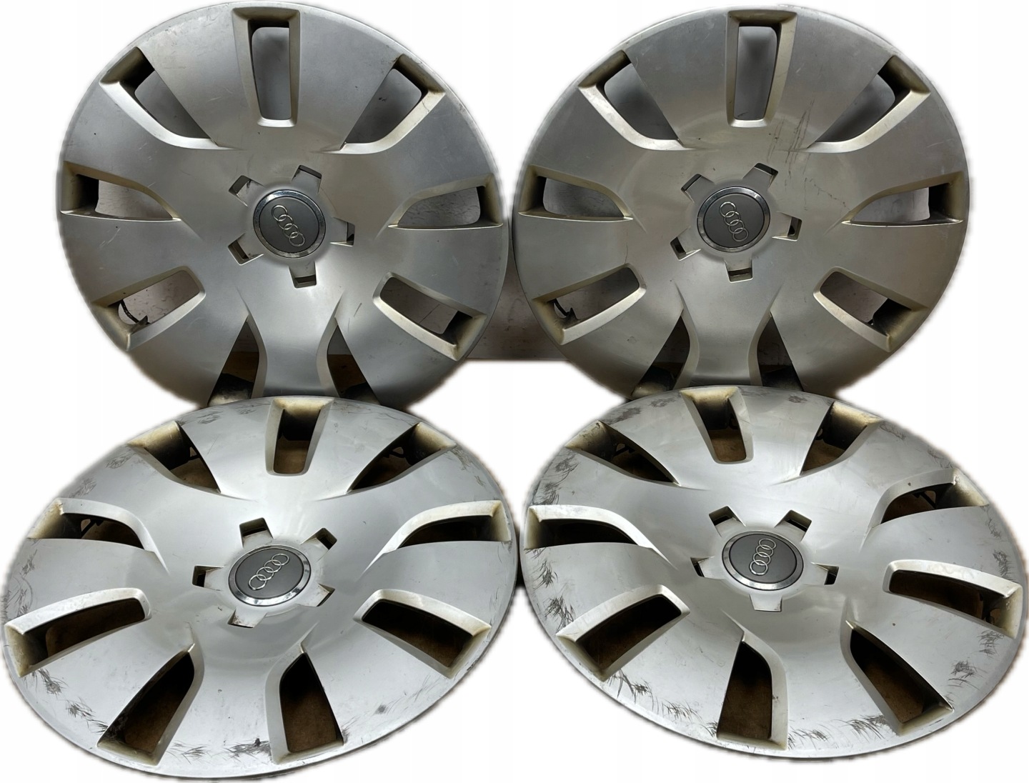 AK261 copriruota KOMPLET 16 CALI AUDI A4 B8 8K0601147 Originale