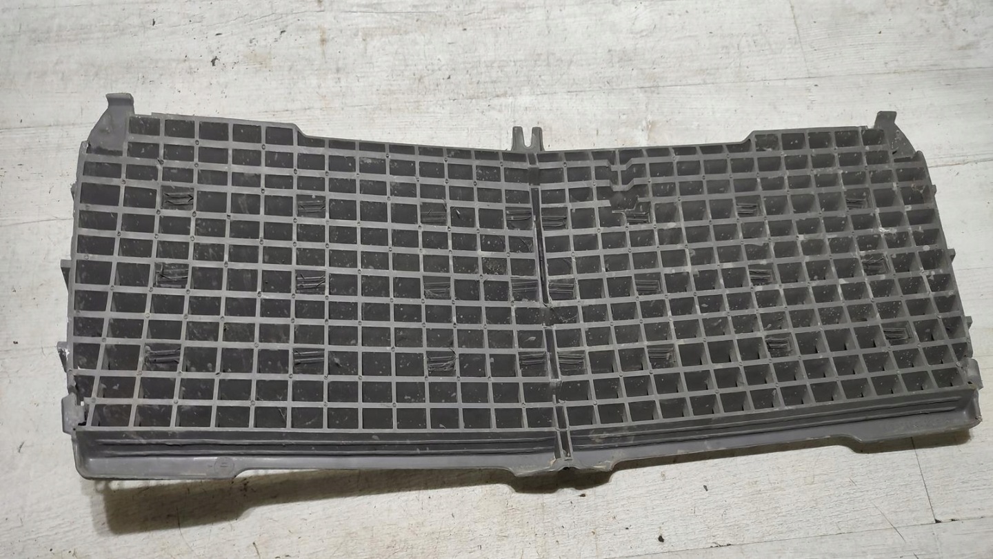 Grill Grill Mercedes w124