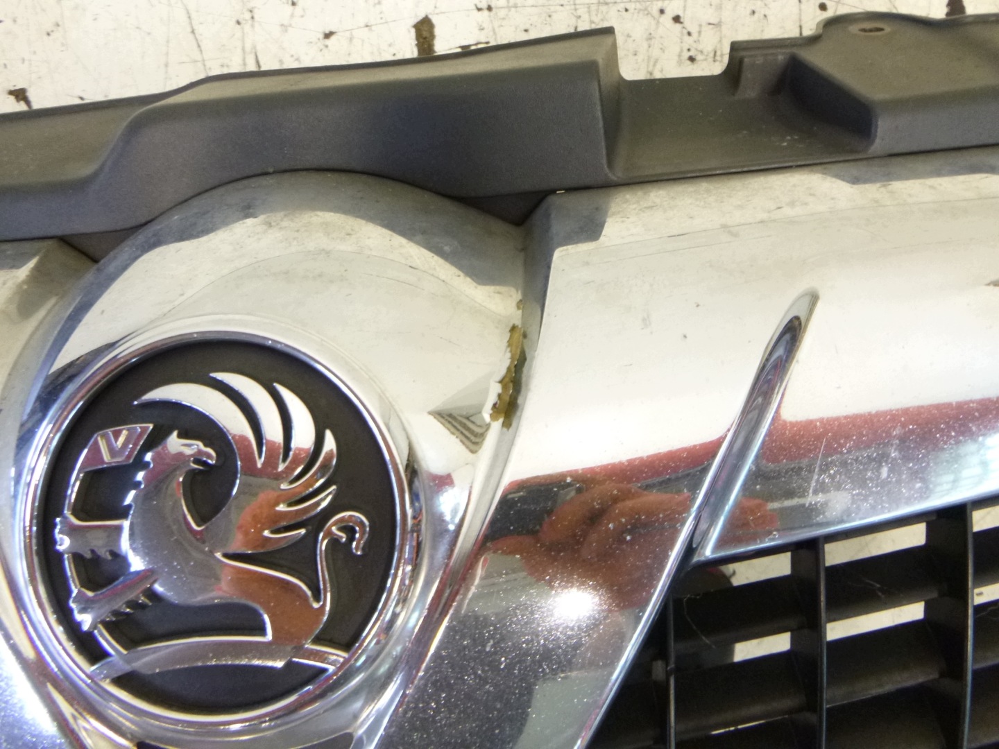 bumper front Opel Vectra C Signum FL 05-08 PDC grill Vauxhall