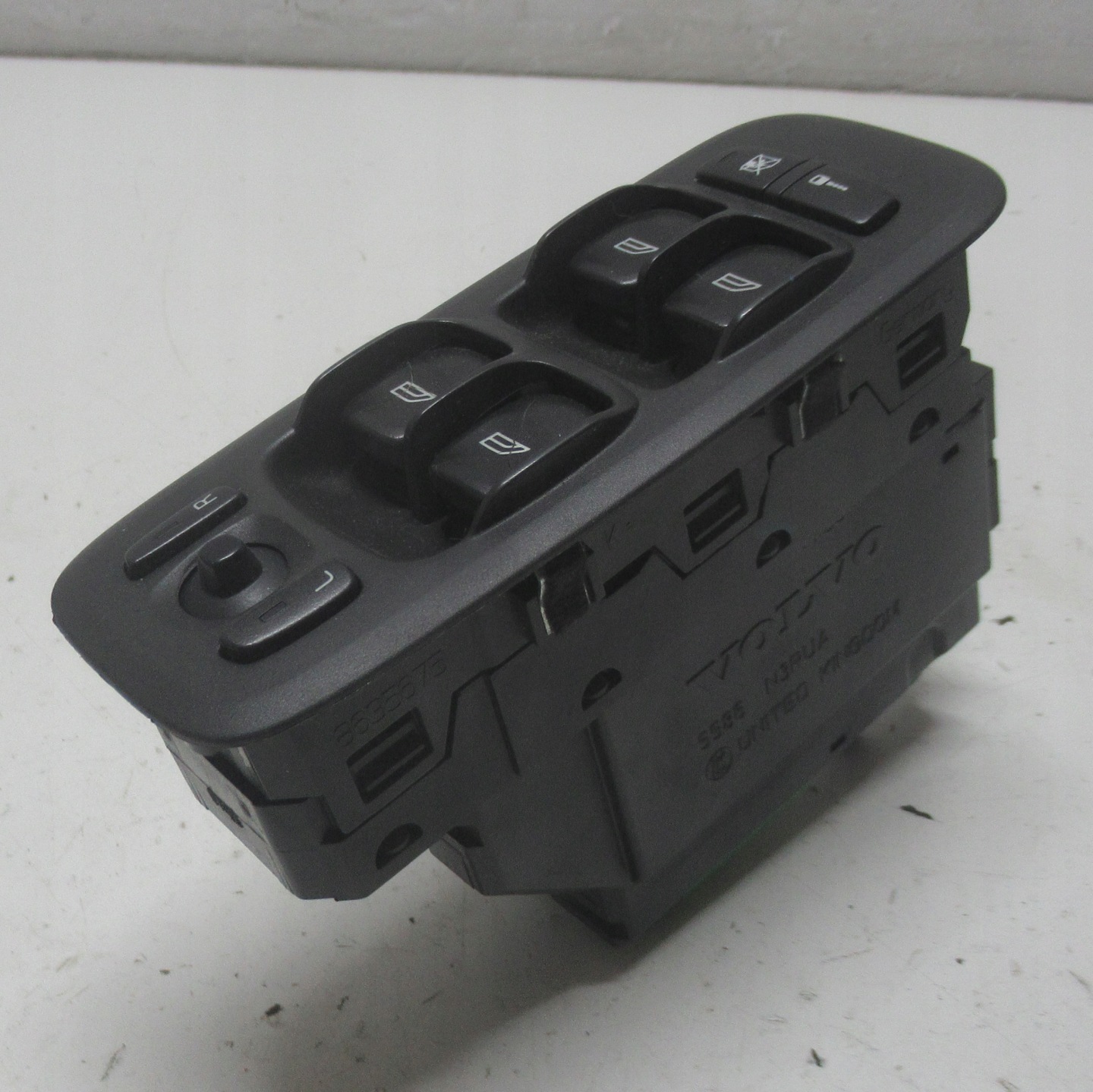 VOLVO XC90 10R control panel of the window 31334464