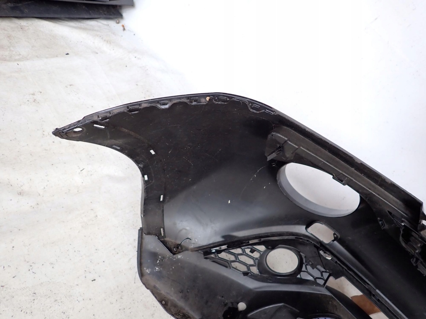 NISSAN JUKE and 1 LIFT 14-19 bumper front front