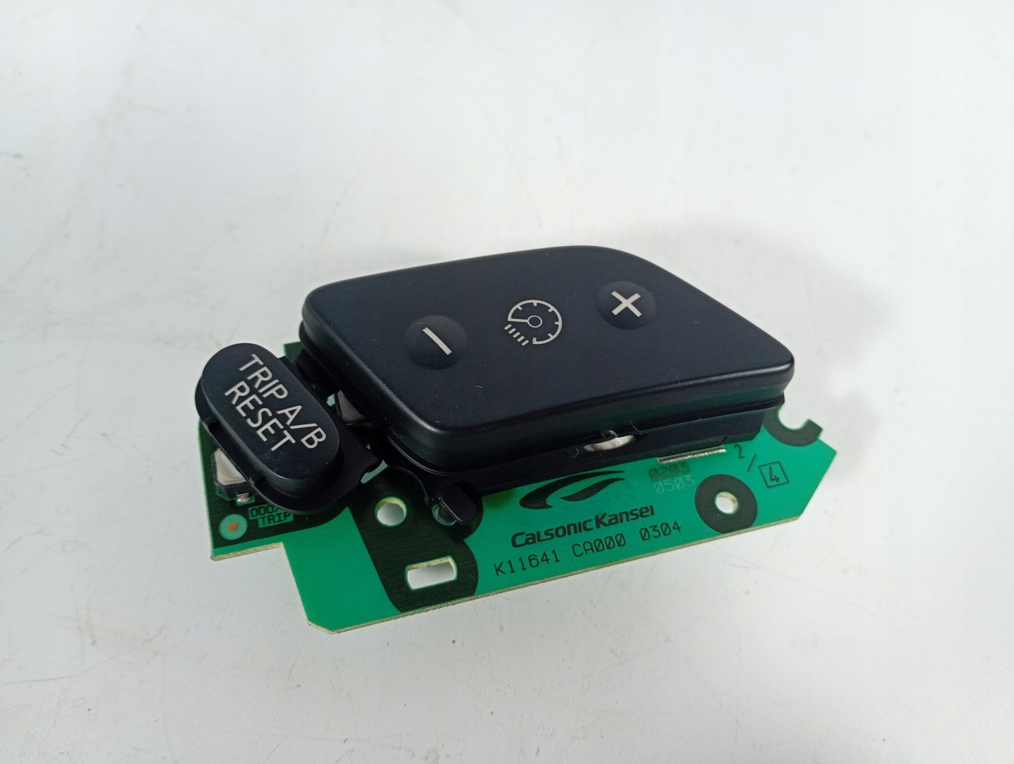 Nissan Murano Z50 02-08 switch switch TEMPOMATU OE K11641CA000