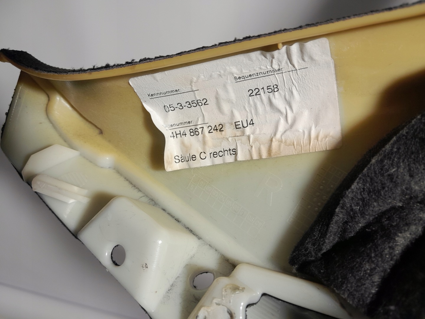 AUDI A8 D4 cover side SLUPKA 4H4867242