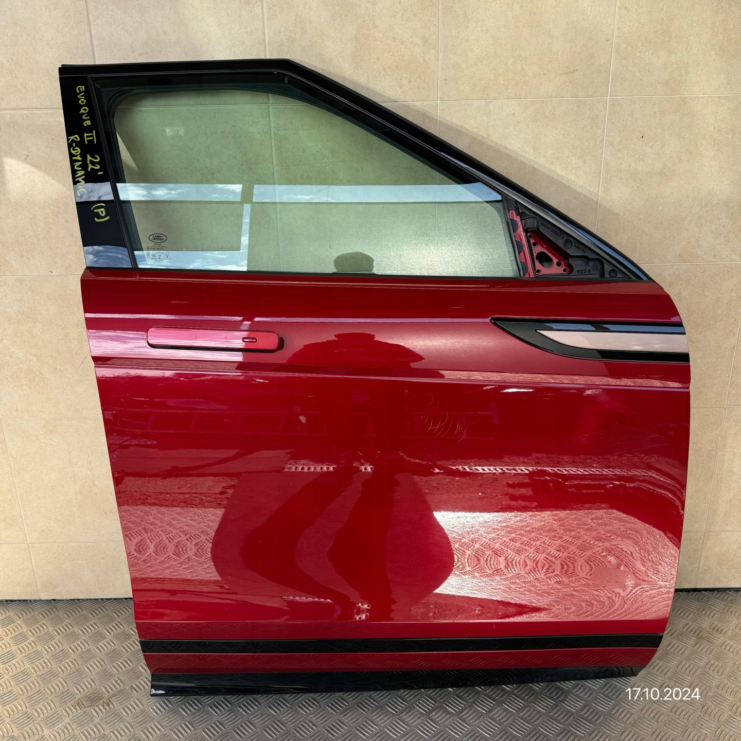 door complete front right RANGE ROVER EVOQUE II R-DYNAMIC 2022 year