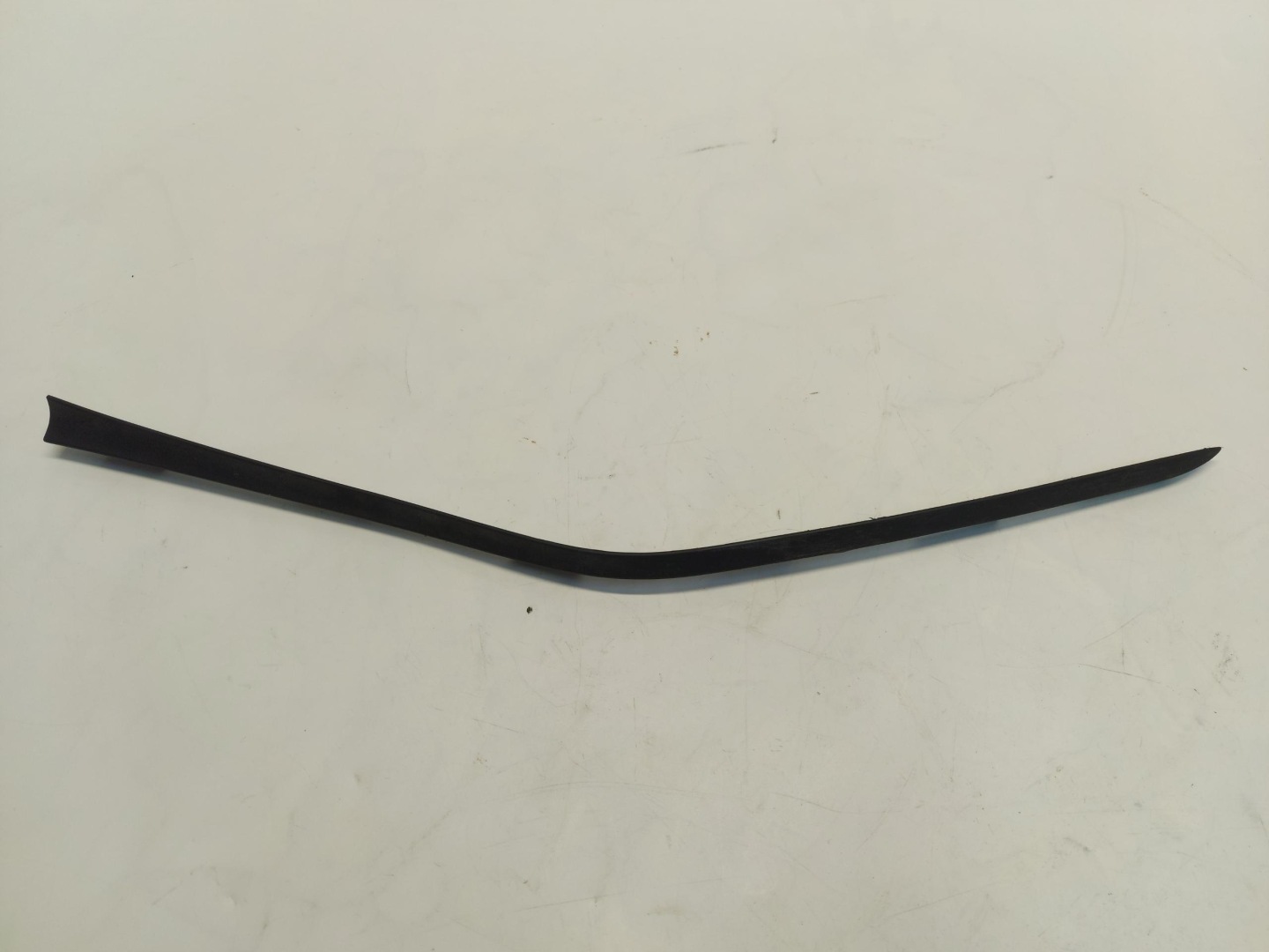 Mercedes GLA 250e LIFT II H247 moulding bumper front left A2478850209