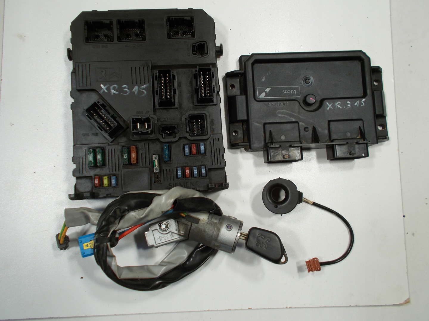 Montaggio IMMO computer PARTNER e BERLINGO e 1,9 D. 9650359580 9655574380