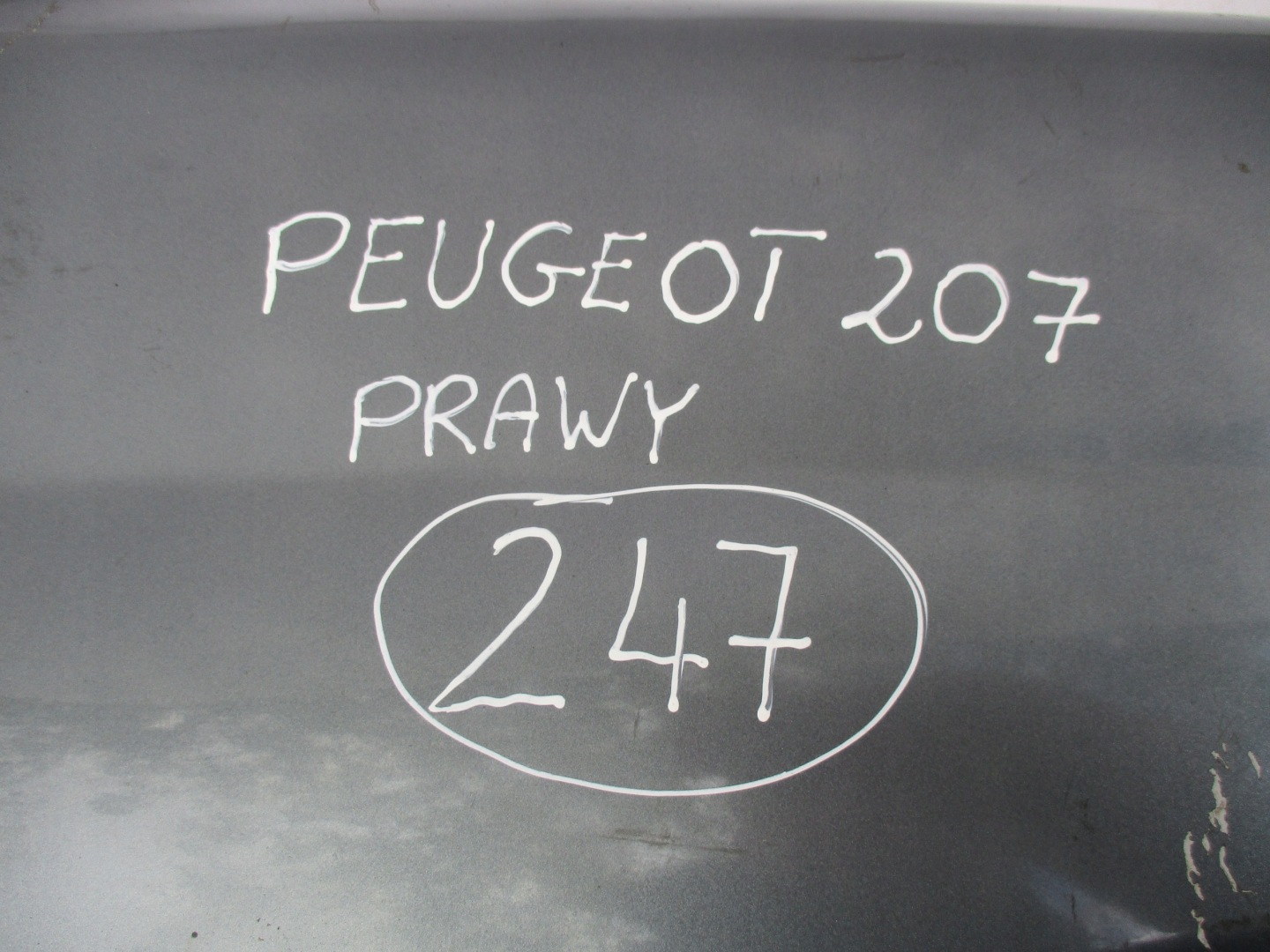 fender right front front Peugeot 207