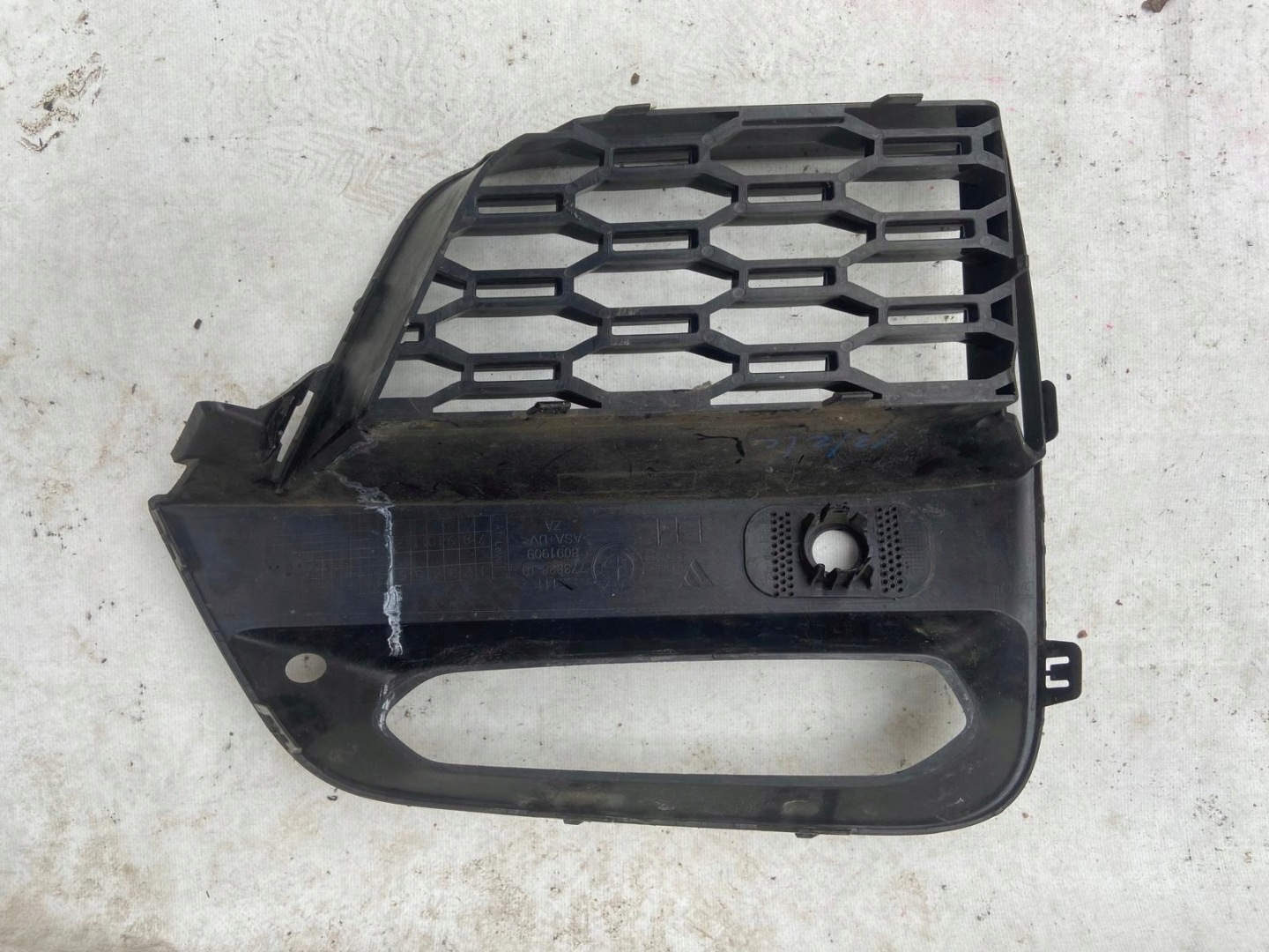 BMW X3 G01 m-packet 17-> grid of a bumper left front front 5111773828-10