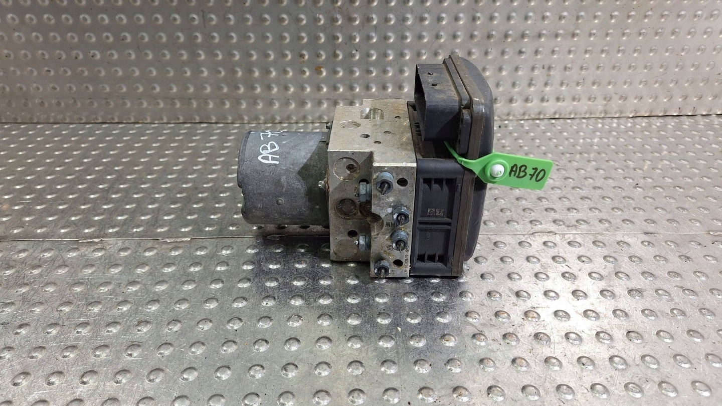pump control unit ABS 6798284 6798286 BMW X5 E70 X6 E71