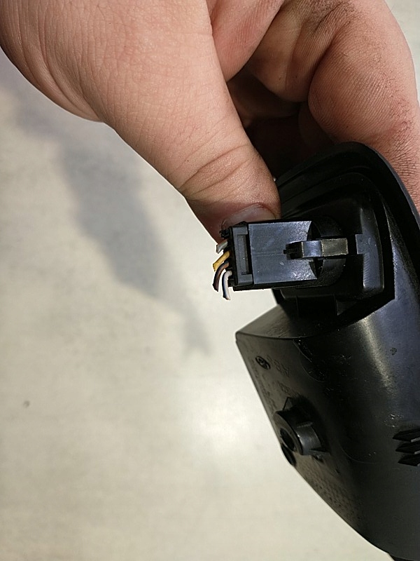 PANEL okna levý záď GALAXY III 6M21U226A37