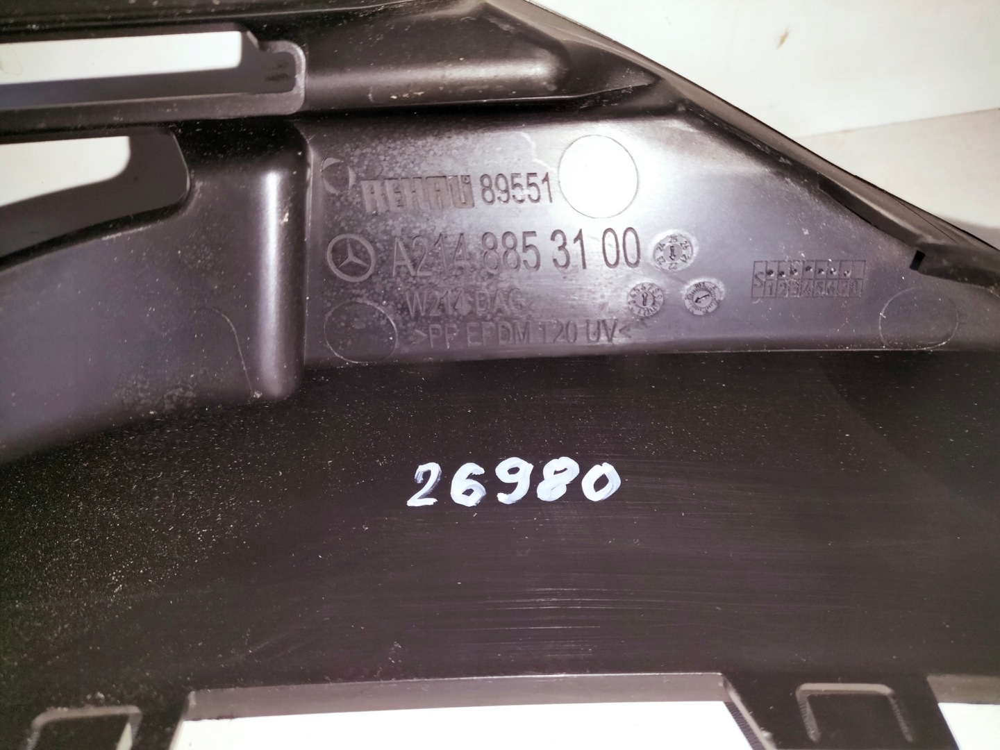 maska rešetka branika MERCEDES E KLASA W214 22