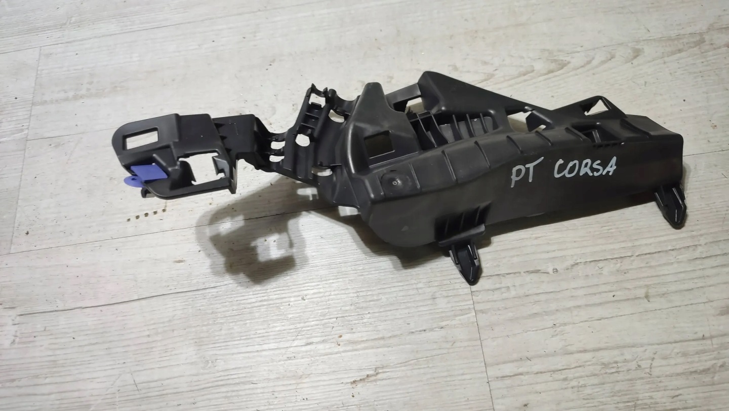 Opel Corsa F 1.2 22r. rear part side right bumper bracket
