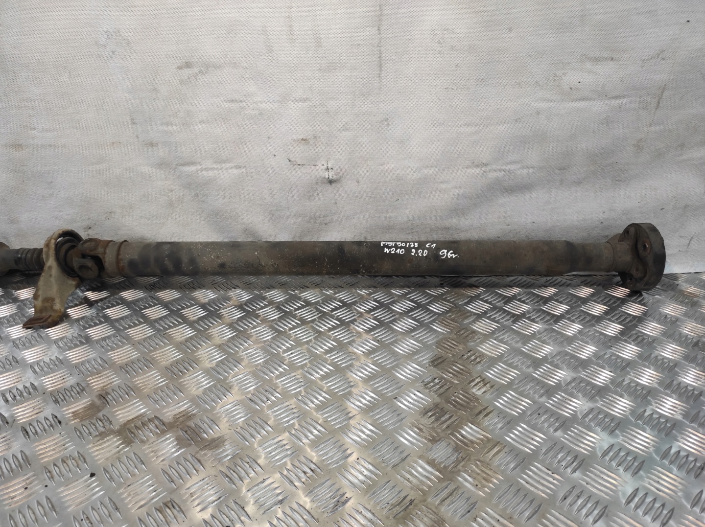 Arbre transmission MERCEDES W210 2.2 D Berline