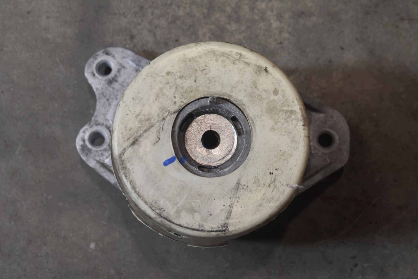IDEALNA engine mount right MERCEDES X290 W213 W257 W238 1