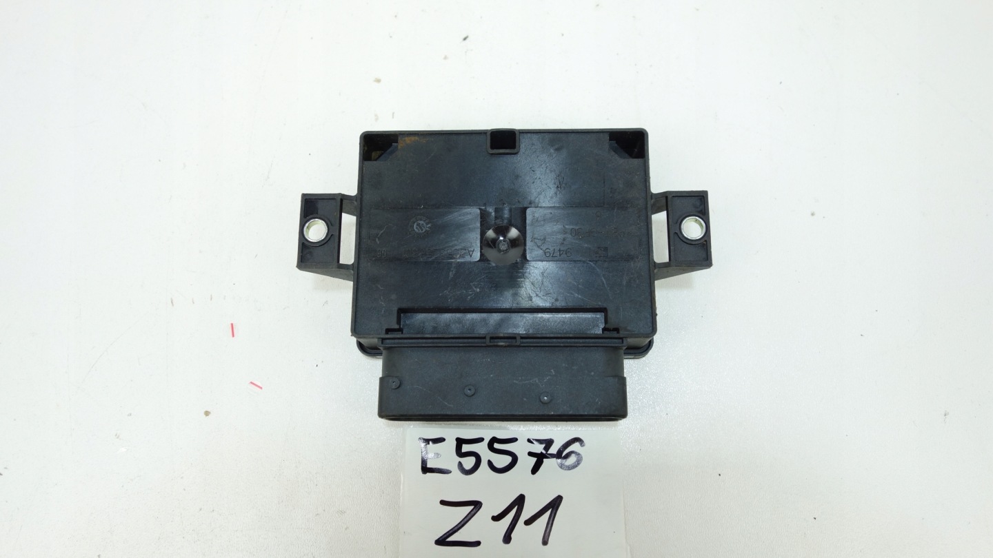 module control unit electric brake MERCEDES A W176 12-17 A2469003417