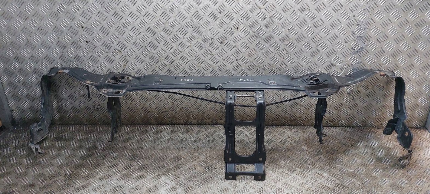 support panel for radiators pillar iron MERCEDES-BENZ CL203 C180 COUPE