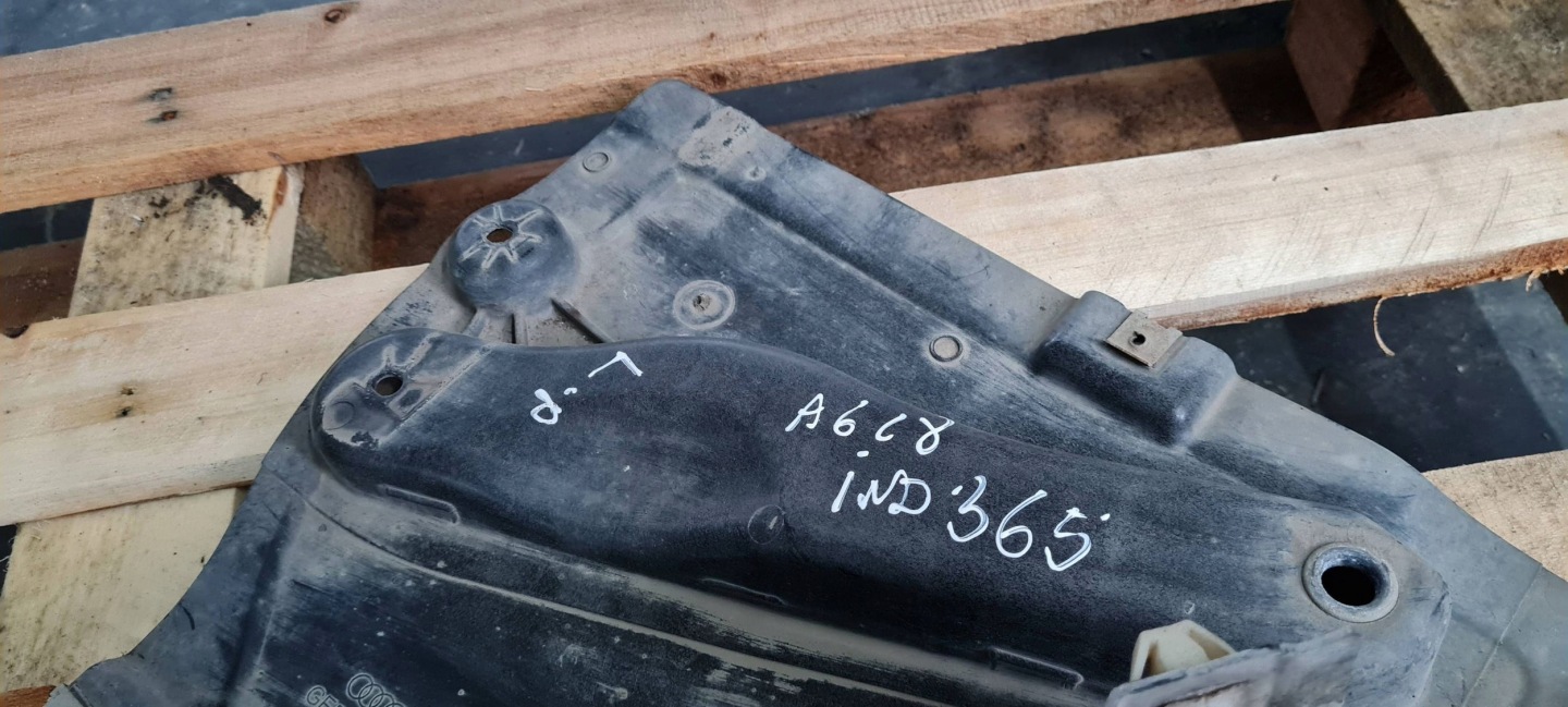 A6 C8 4K mudguard left left front front lower 4K0853887E
