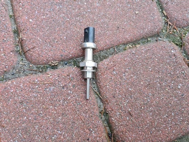 sensore temperatury 1.5D FL Opel Astra K 55486534