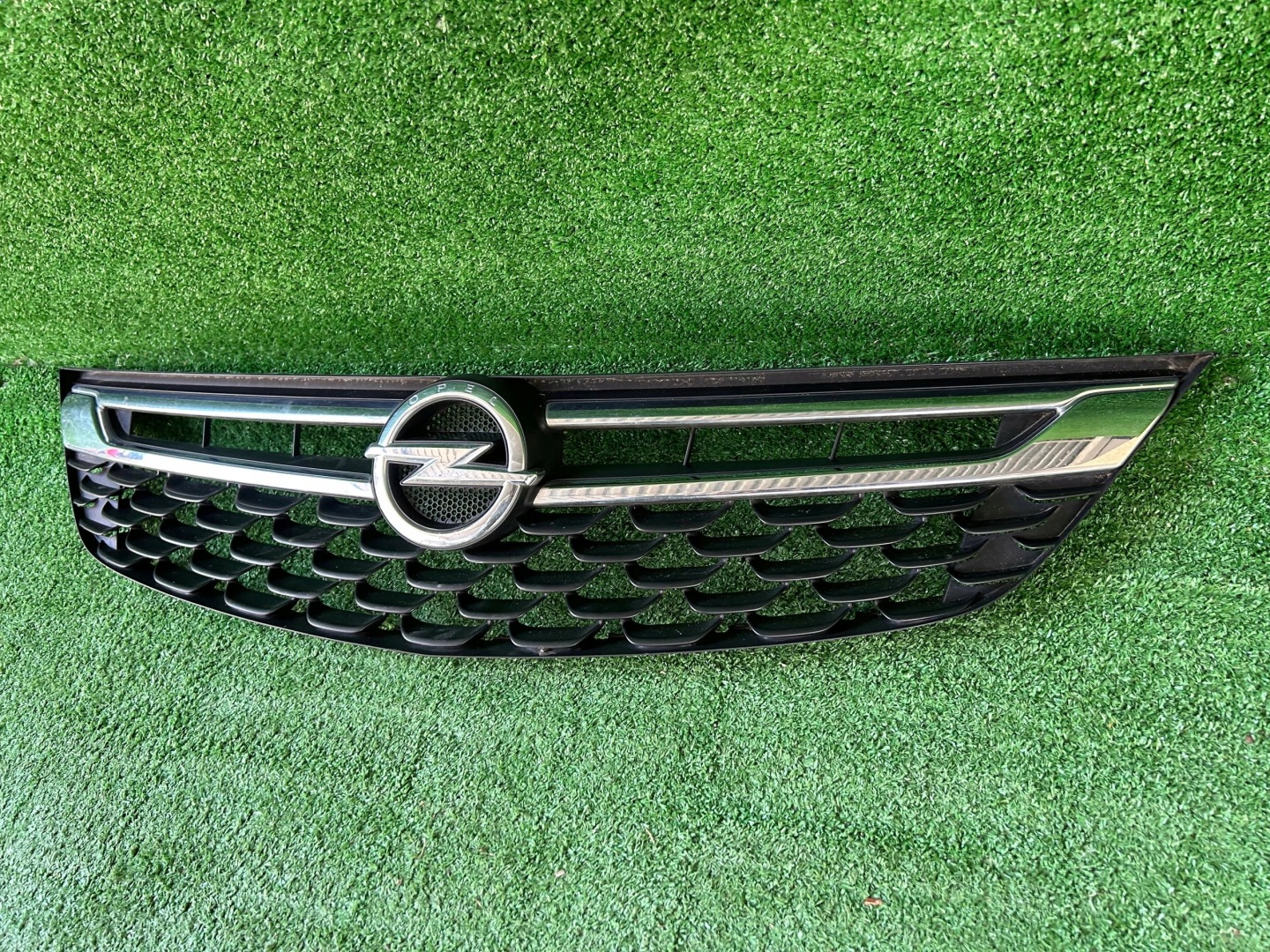 Opel Astra 5 K front PREKLADgrill front front 321228108