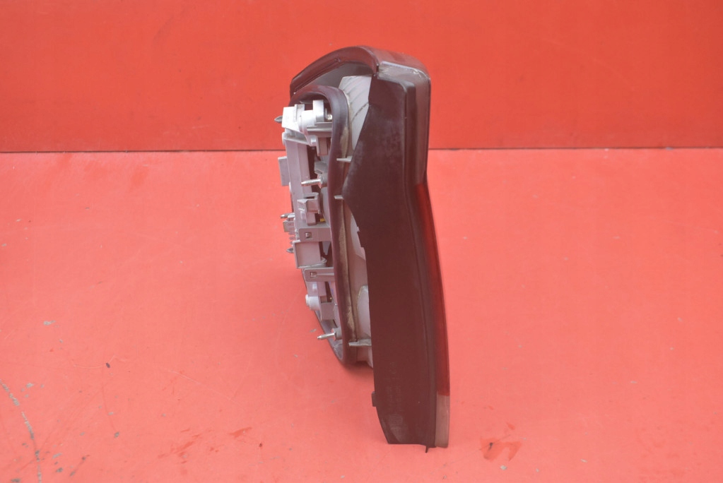 light right rear part rear 13157647BF OPEL VECTRA C GTS HB 02-05