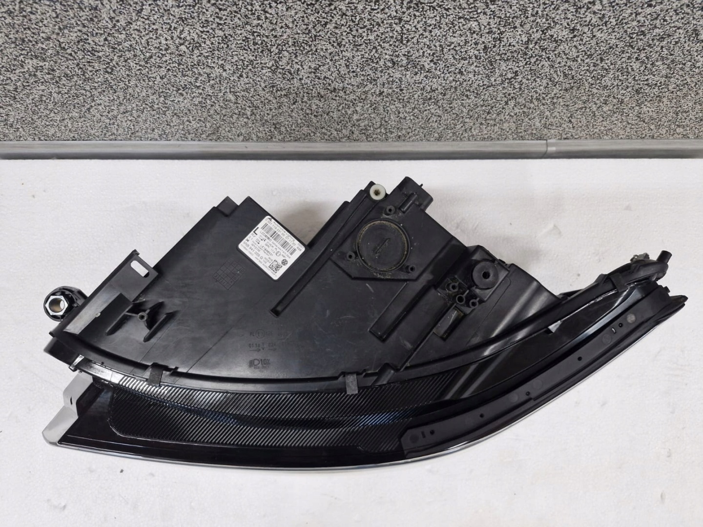 light left VW Tiguan II LIFT Full Led 5NB 2022