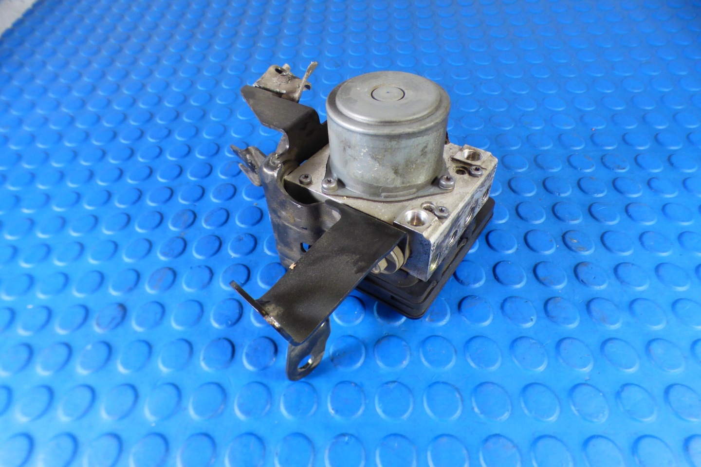 pump agregat ABS brake 23383112 OPEL INSIGNIA A