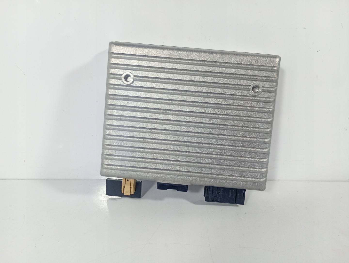 Opel Insignia A 08-13 control unit module BLUETOOTH OE 13314404