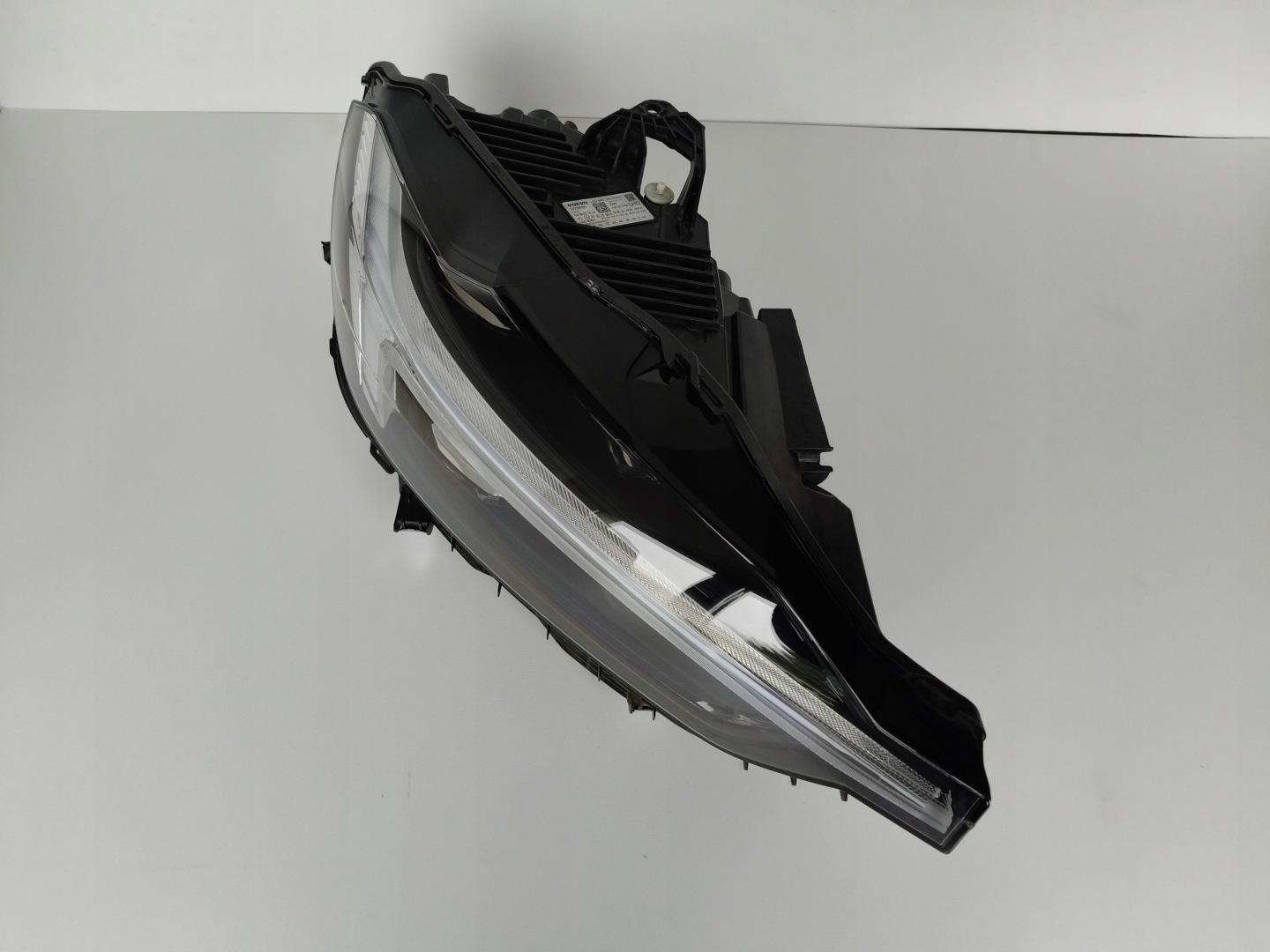 light right REFLEKTOR VOLVO XC60 II 21- LIFT FULL LED