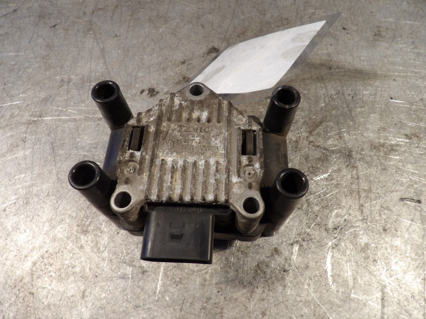 VW Golf IV coil ignition 032905106B
