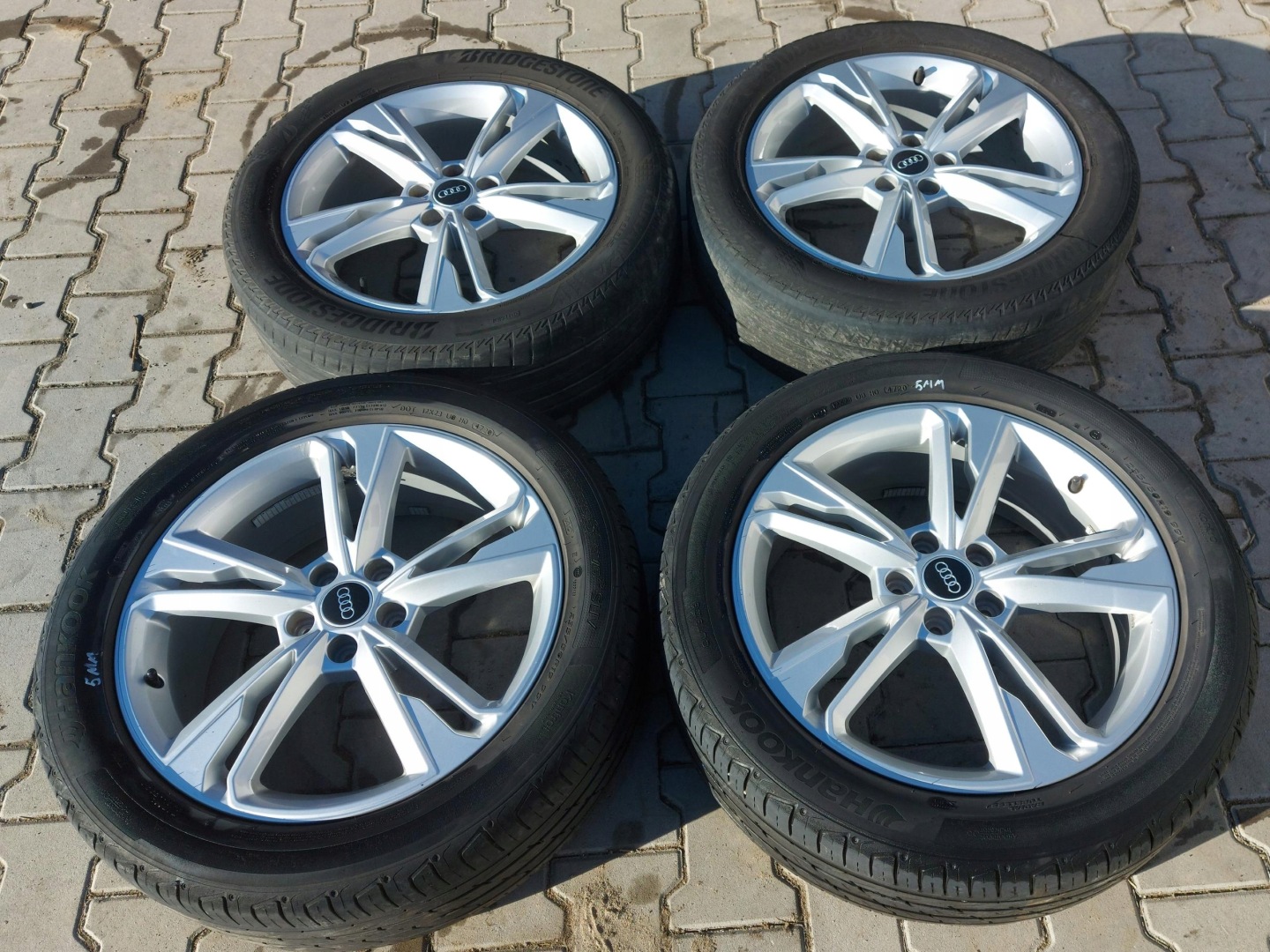 Audi Q3 83A SPORTBACK wheels discs aluminium 235/50/19 83a601025m