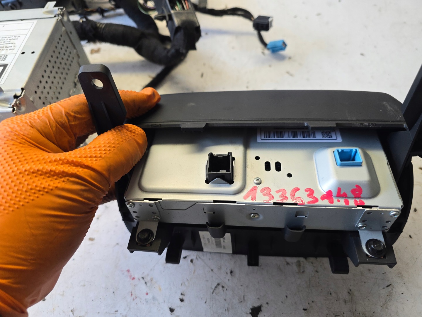 OPEL MERIVA B RADIO navigation CD 500 running board original