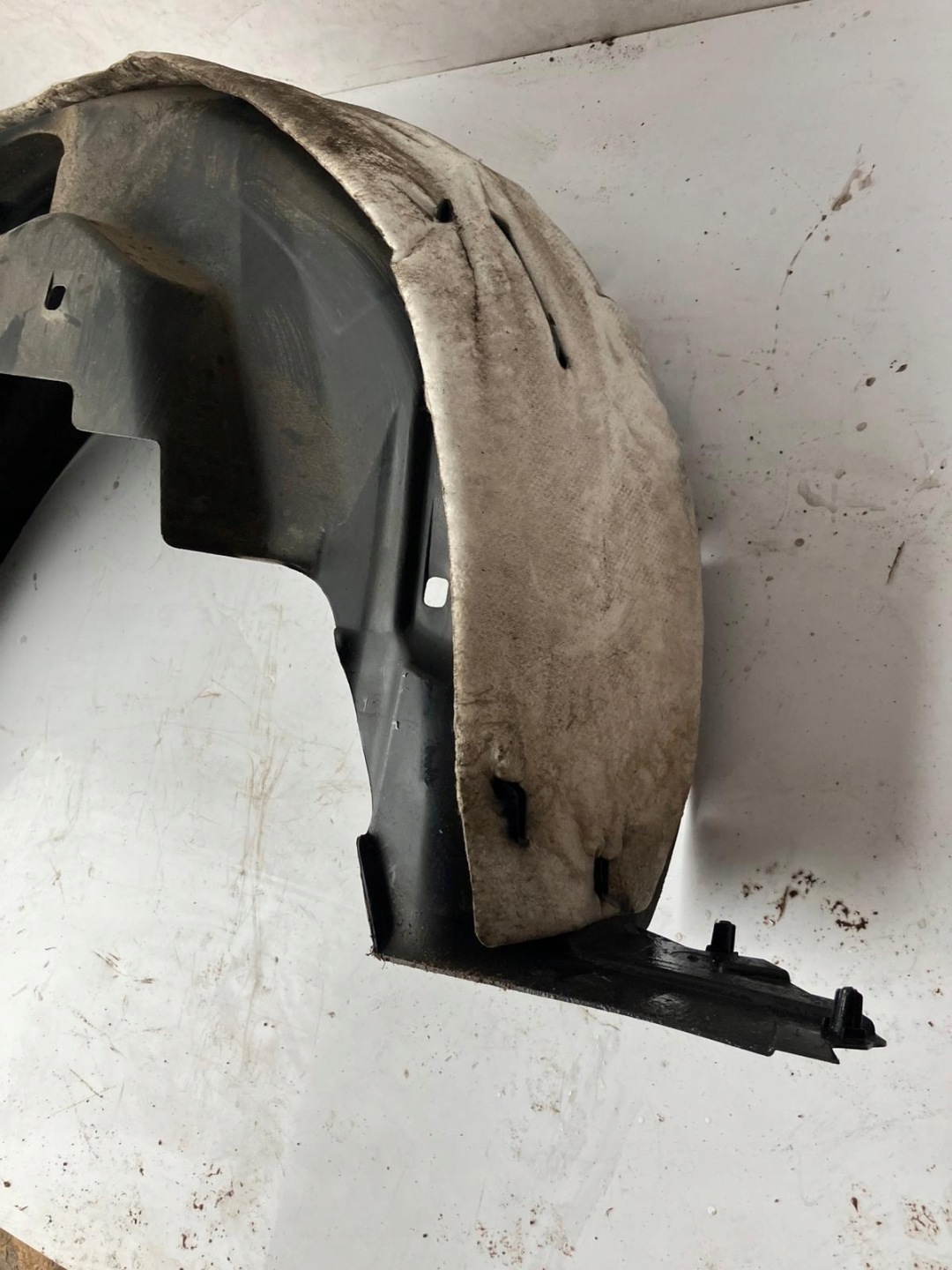 mudguard right rear part CORSA F 9829469080