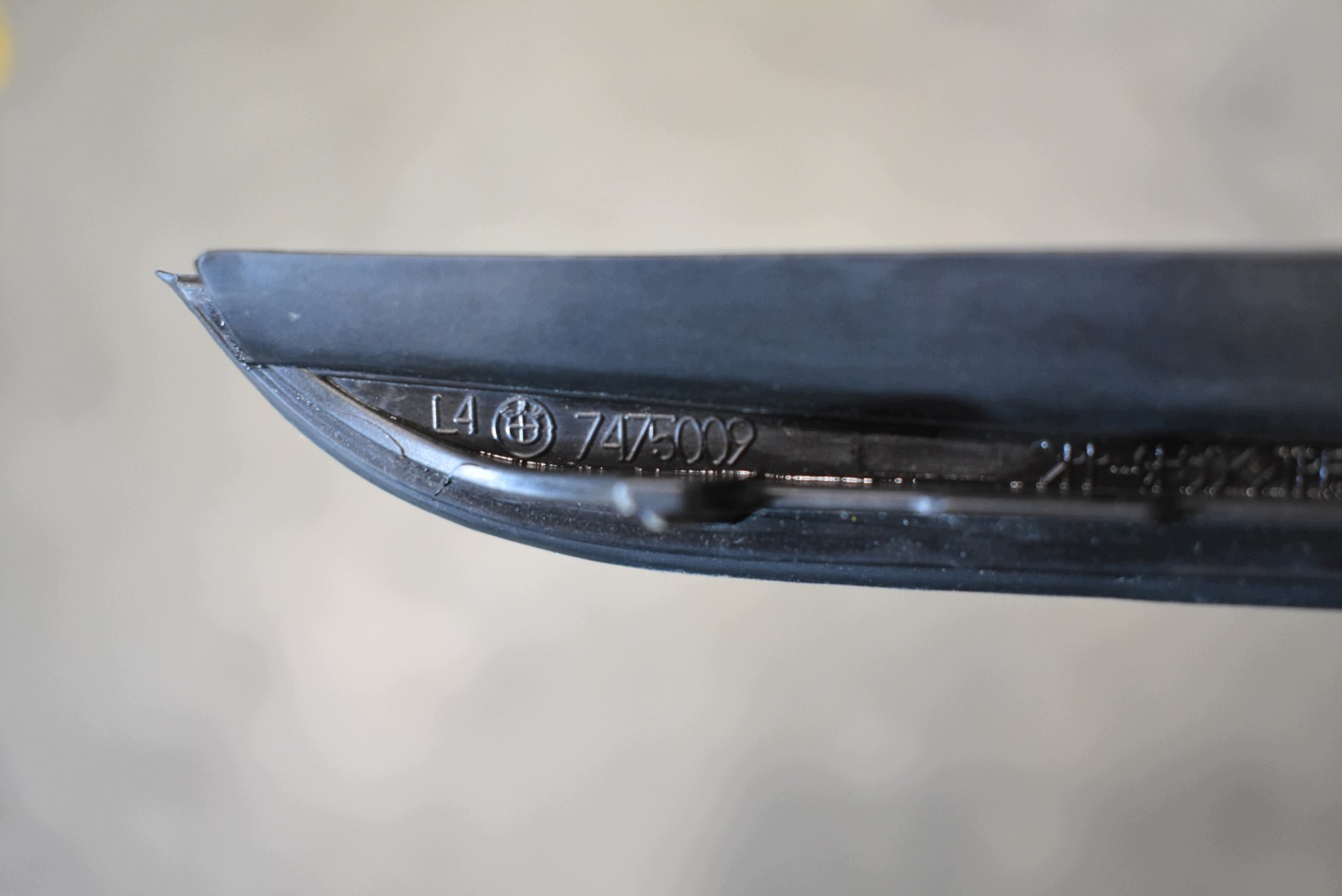 IDEALNA moulding windows left BMW G20 G22 1