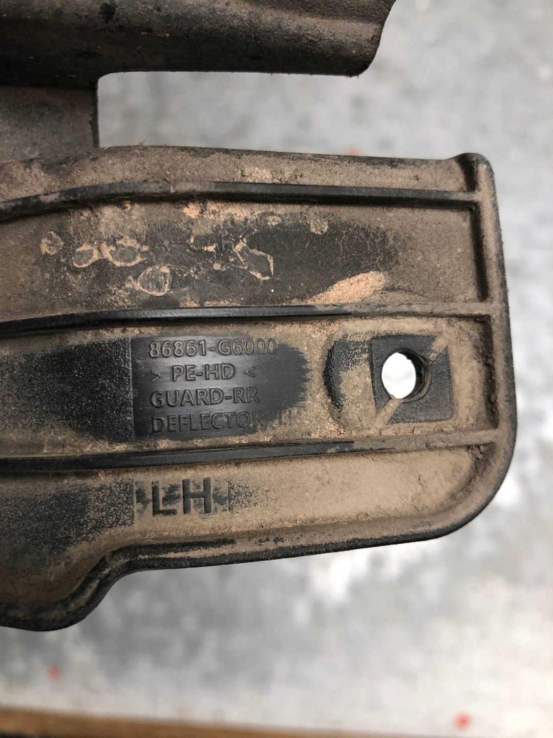 mudguard flap left rear part KIA PICANTO III 86861-G6000